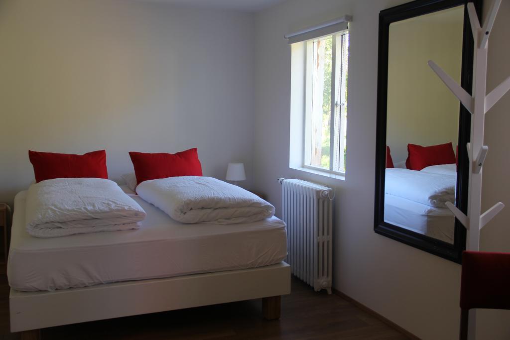 Draflastadir Guesthouse Draflastathir ภายนอก รูปภาพ