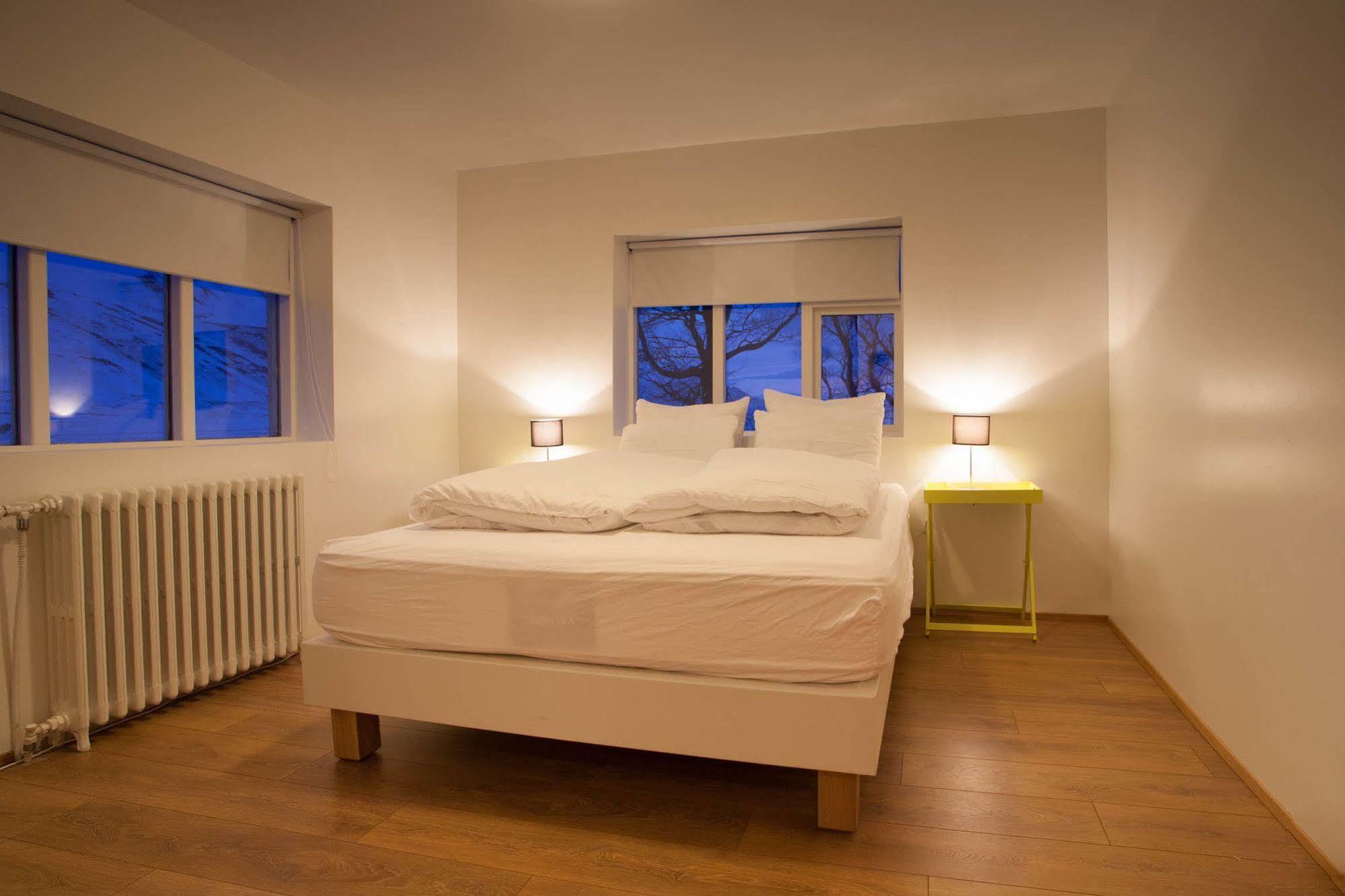 Draflastadir Guesthouse Draflastathir ภายนอก รูปภาพ